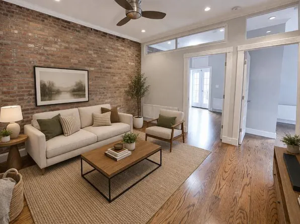 47 1/2 E 1st St, New York, NY