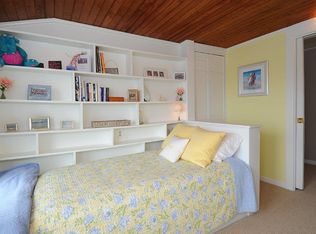 21 Ridge Rd, Groton, CT 06340