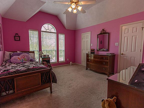 5th image of 1702 Corona Del Mar Dr