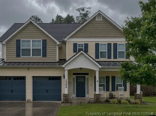 1504 Laguardia Dr, Hope Mills, NC 28348