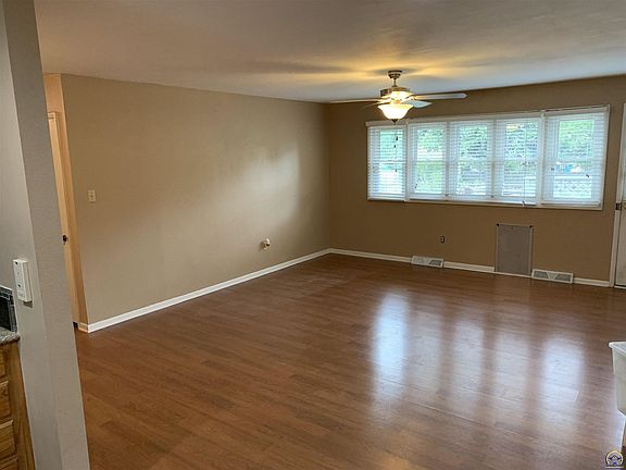 5th image of 6608 SW Fairdale Dr