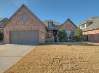 3525 Old Georgetowne Rd, Edmond, OK 73013