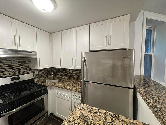 3rd image of 409 61st St
