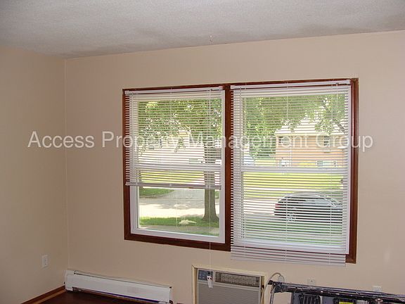 2nd image of 3226 Marshall Ave SE