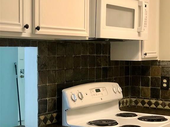 5th image of 3244 S Semoran Blvd APT 22