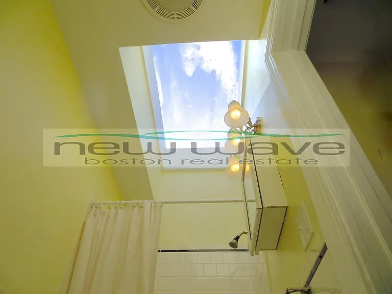 227 Newbury St #2 — Photo 14