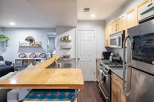 1811 19th St NW Photo 1
