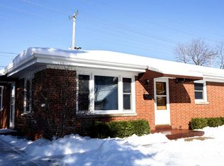 1351 S 98th St, West Allis, WI 53214