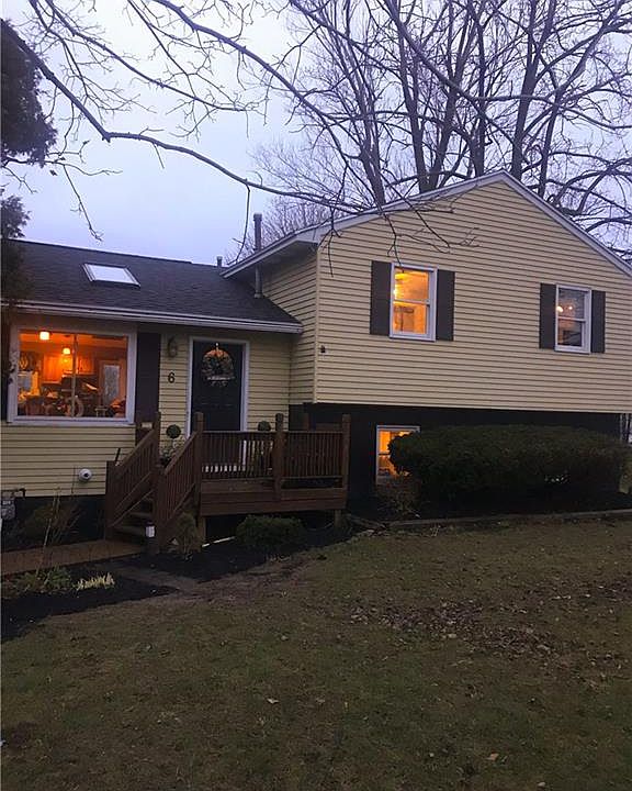 1st image of 6 Oakmount Ave