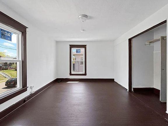 3rd image of 37 3rd St #1