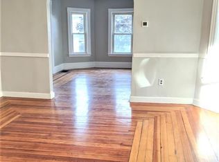 110 Crescent Ave #A2, Melrose, MA 02176