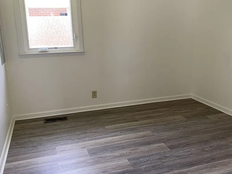 913 Shearor St — Photo 8