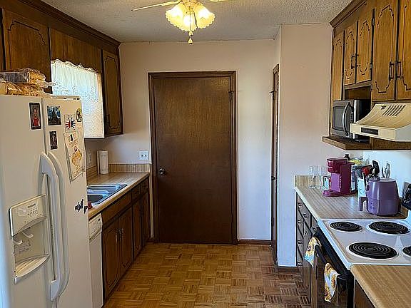 5th image of 111 Woodbridge Rd