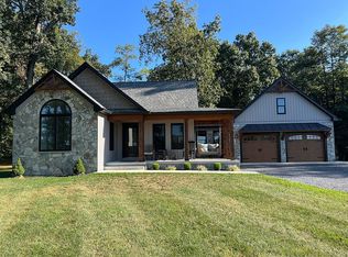 2334 Withers Larue Rd, Summit Point, WV 25446