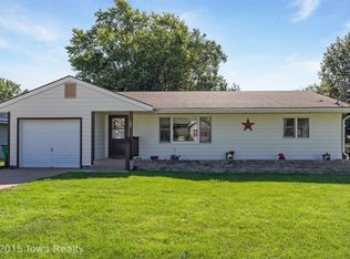 104 S West St, Pleasantville, IA 50225