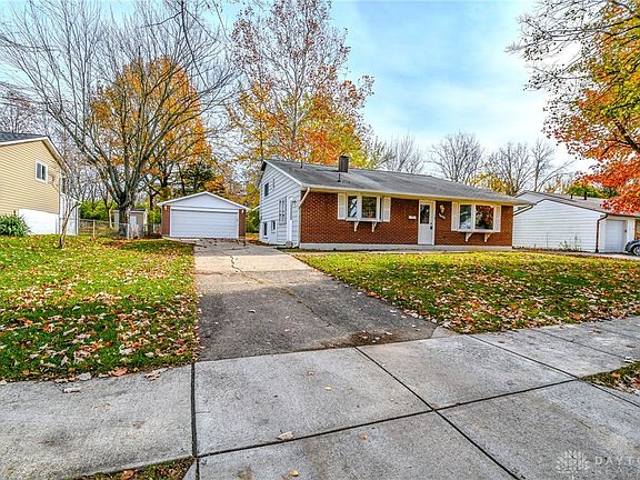 4th image of 3600 Tiffany Dr