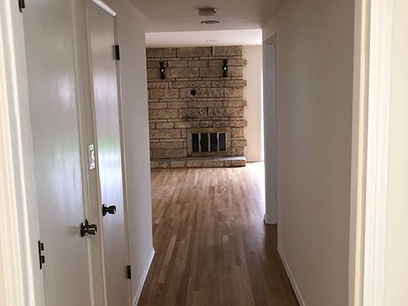 5th image of 3153 W 155th St House B