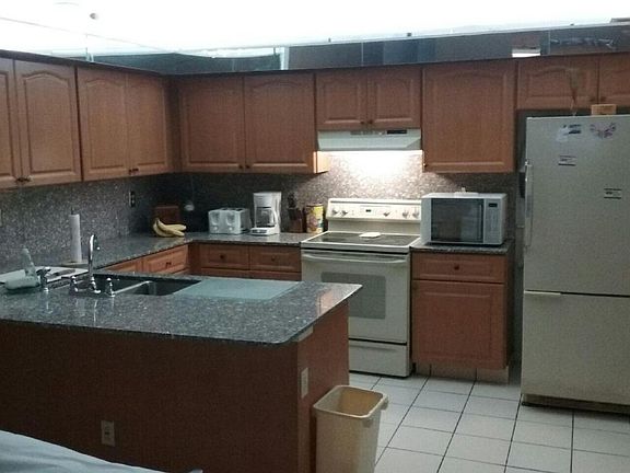 2nd image of 201 Timberlane Cir