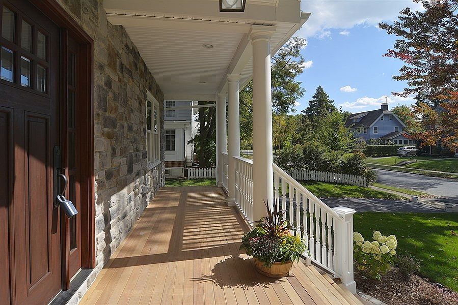 2nd image of 79 Beverley Rd