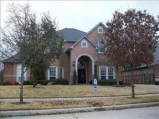 5th image of 2113 Westchester Dr