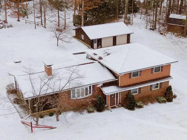 163 Pinewood Dr, Clarion, PA 16214