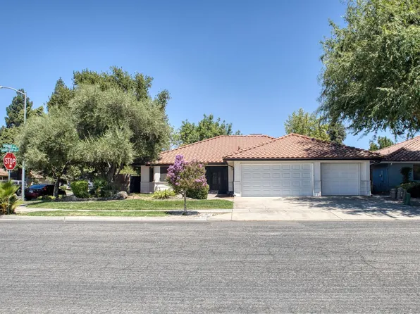 2541 Grapewood Way, Madera, CA 93637