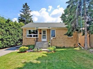 440 Paliser Cres N, Richmond Hill, ON L4C 1R6