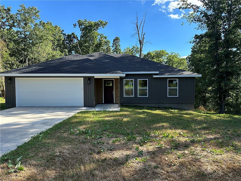 1st image of 5 Kilbernie Ln