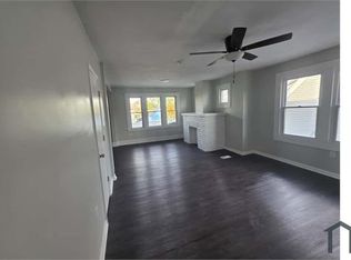 3625 E 138th St #UP, Cleveland, OH 44120