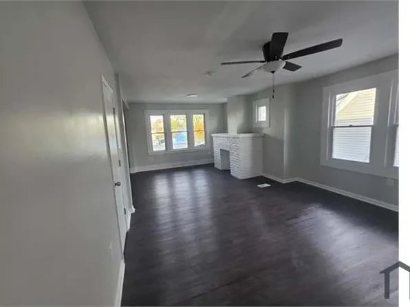 3625 E 138th St #Up, Cleveland, OH 44120