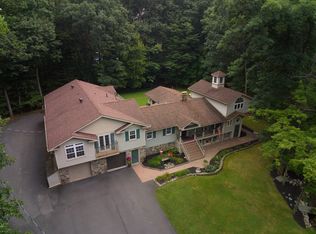70 Country Ln, Bangor, PA 18013