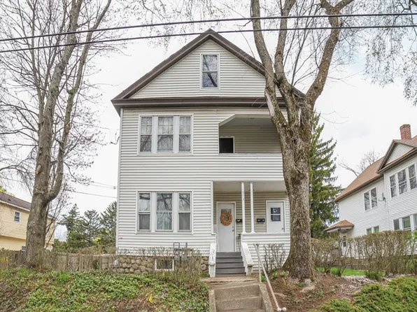 1093 W Boylston St, Worcester, MA 01606