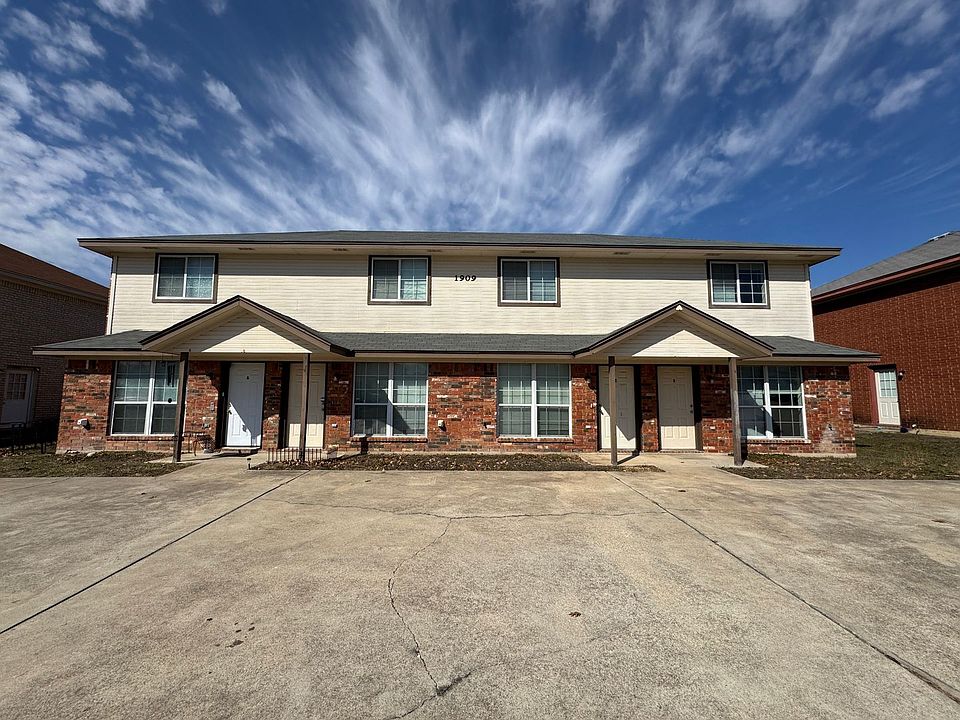1st image of 1909 Monte Carlo Ln APT D