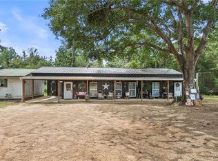 16207 Wyatt Ln, Moundville, AL