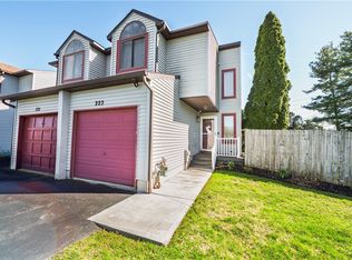 223 Quincy Pl, Liverpool, NY 13088