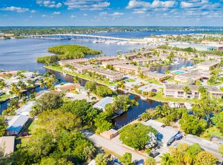 2475 SW Hideaway Ln, Stuart, FL 34994