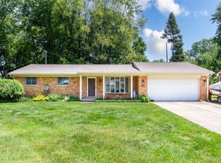 38424 Chartier St, Harrison Township, MI 48045