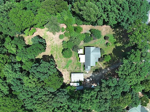 4th image of 1547 Riverwood Dr