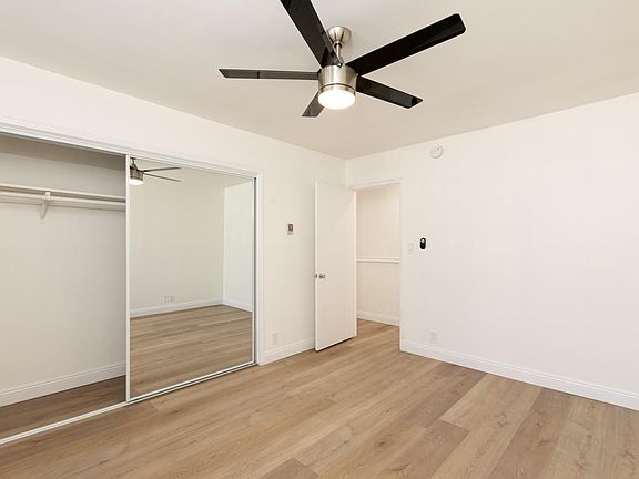4th image of 6023 Whitsett Ave #1