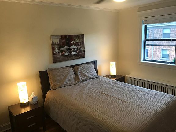 bedroom with queensize bed