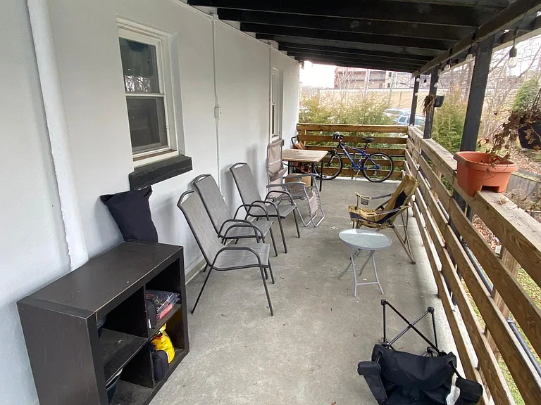 204 Clay St SW — Photo 10