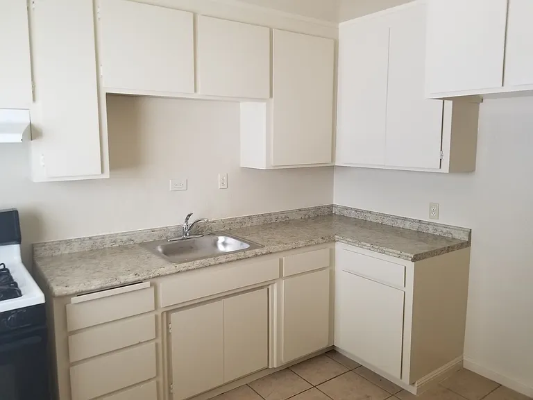 1621 Sacramento Ave #1 — Photo 1