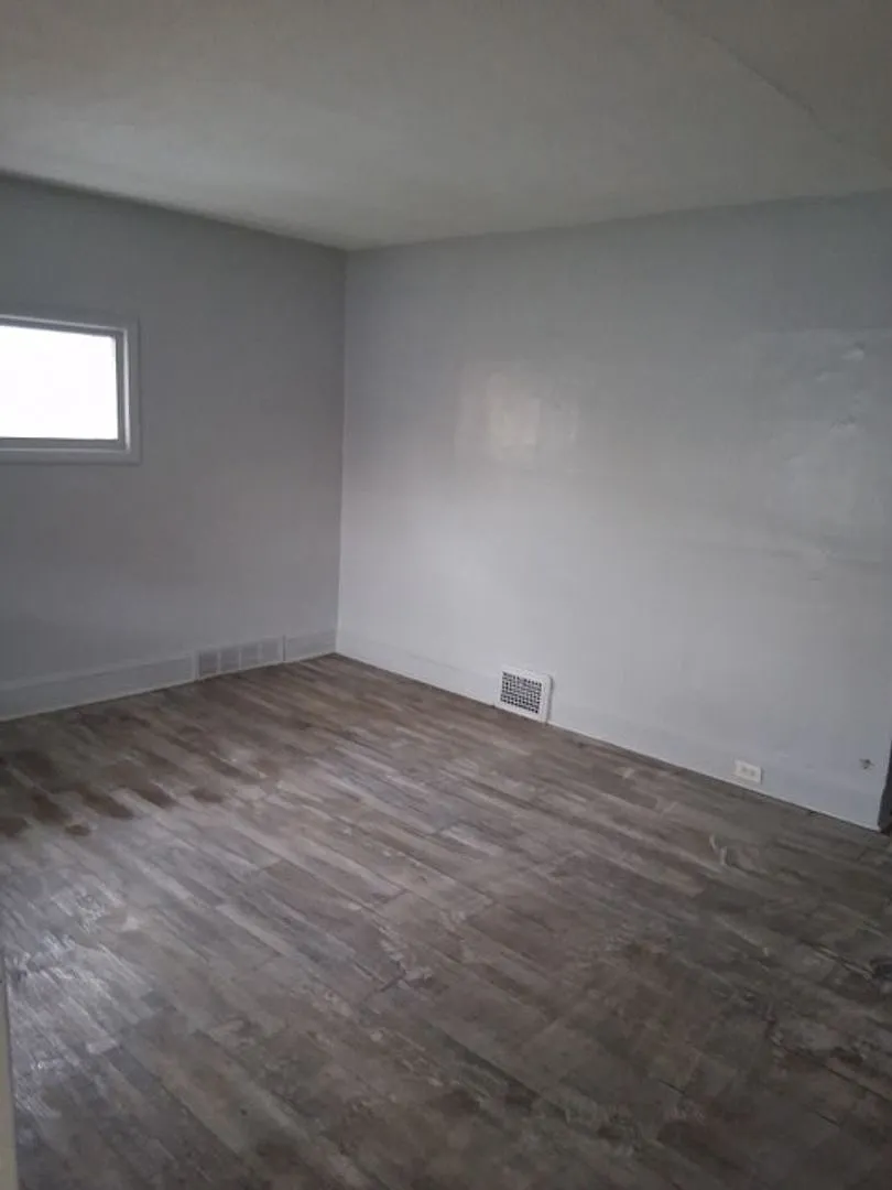 Building Photo - 4008 Ardmore Ave