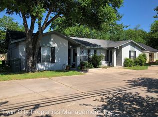 1405A S College Ave, Bryan, TX 77801