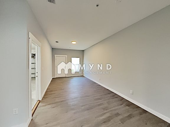 3rd image of 3802 W Elrod Ave #2