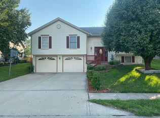 6820 N Corrington Ave, Kansas City, MO 64119