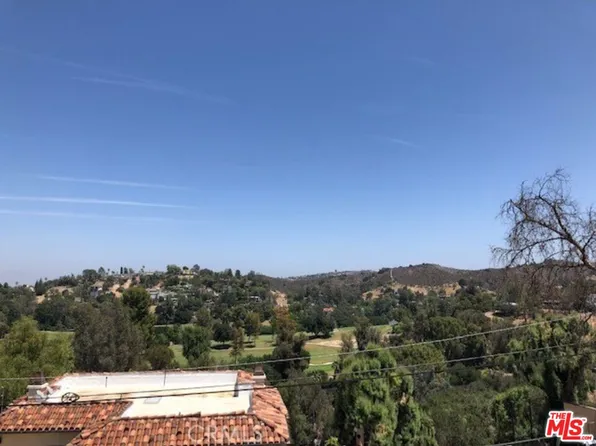 4549 Ensenada Dr, Woodland Hills, CA 91364