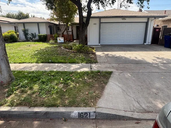 1621 W Holland Ave, Fresno, CA 93705