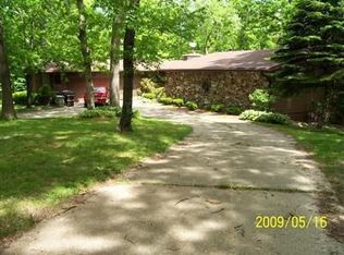 12989 Chase St, Crown Point, IN 46307