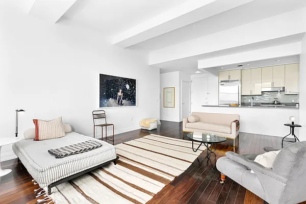 Sold by Compass | media 2